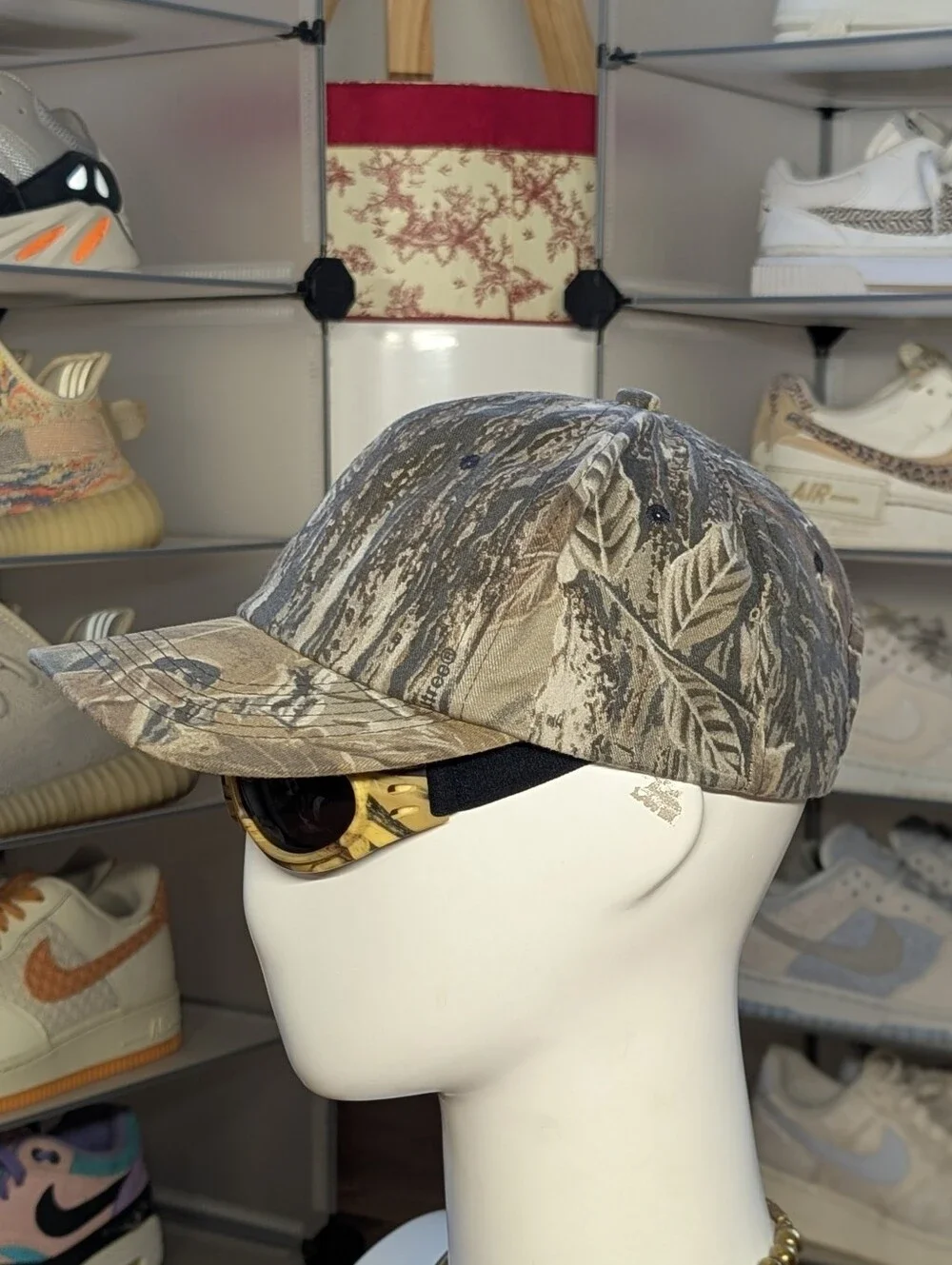Realtree Camo Vintage Snapback Hat (OS)